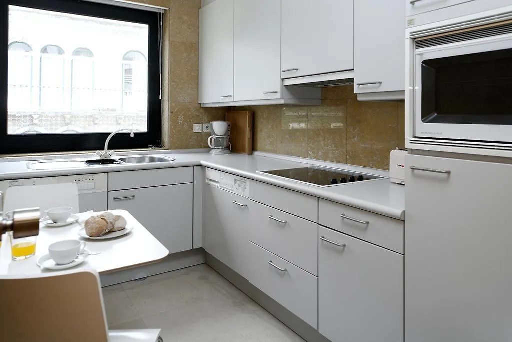 Hello Lisbon Marques De Pombal Apartments 0*,